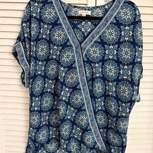 Max Studio Navy and White Patterned Blouse